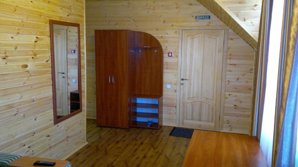 ホテルPanska Hata Nyzhnya Khortytsya 部屋 写真