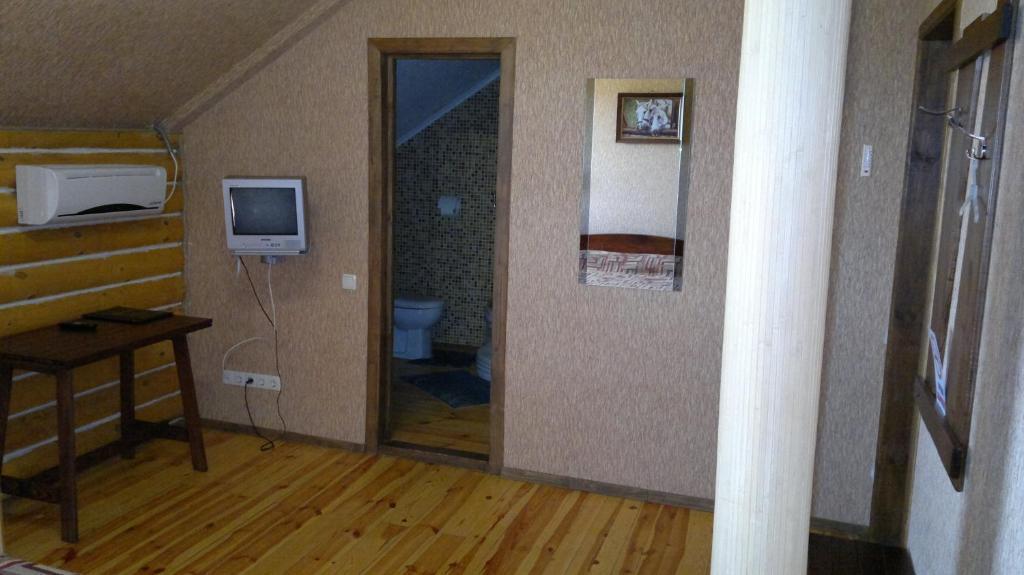 ホテルPanska Hata Nyzhnya Khortytsya 部屋 写真