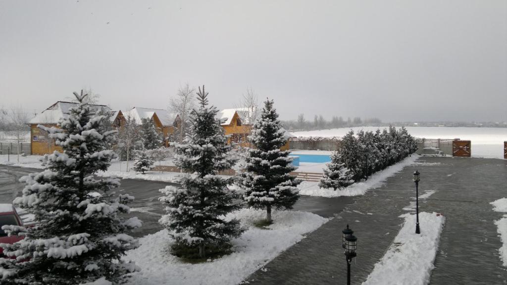 ホテルPanska Hata Nyzhnya Khortytsya エクステリア 写真